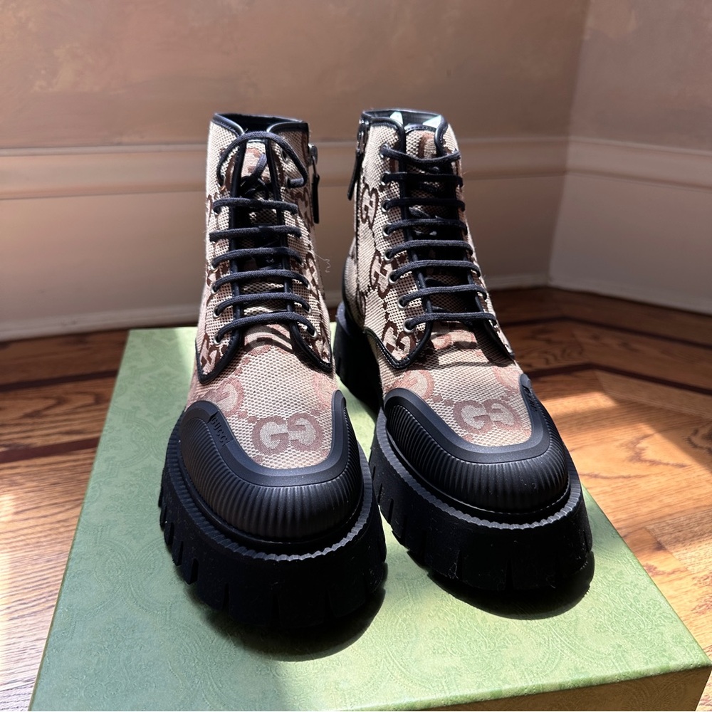 Gucci Maxi GG Canvas Lace Up Boots Size‎ 40.5 New with Box - Picture 4 of 10